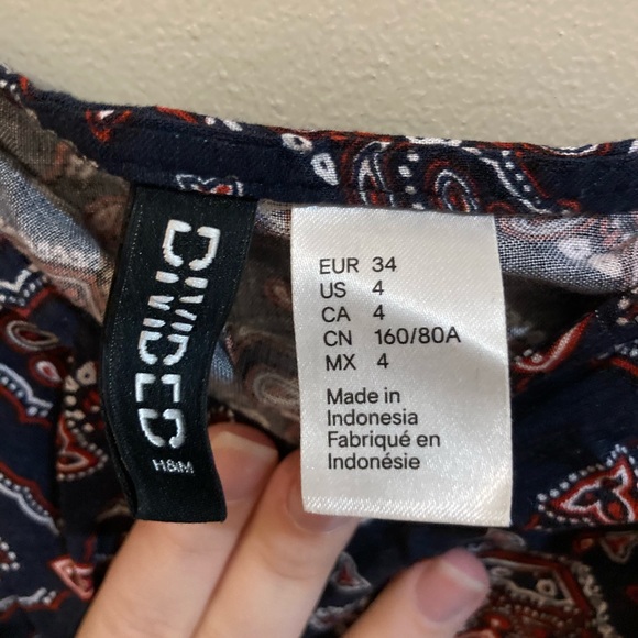 Summer Dress, H&M - Picture 2 of 3